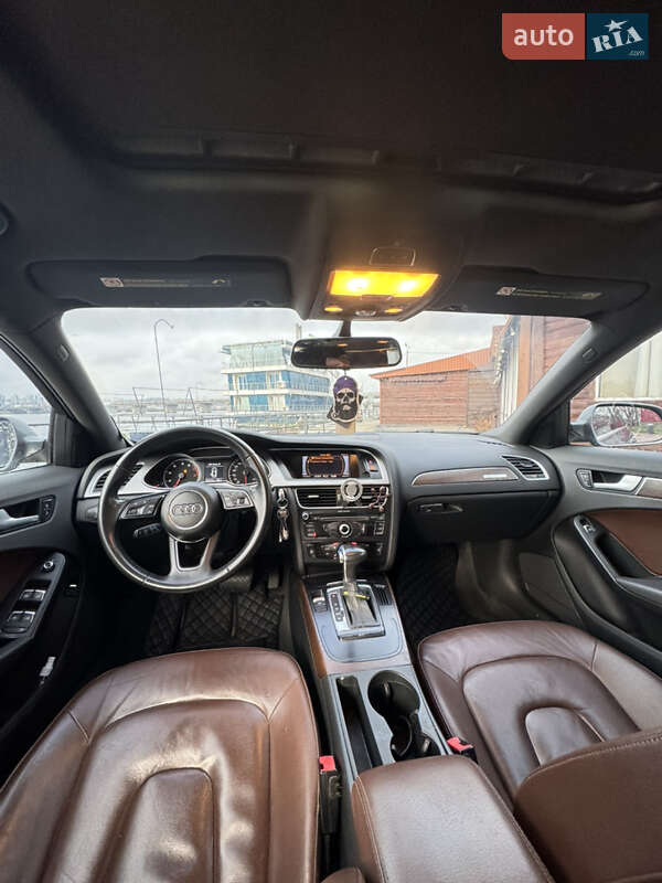 Седан Audi A4 2013 в Киеве