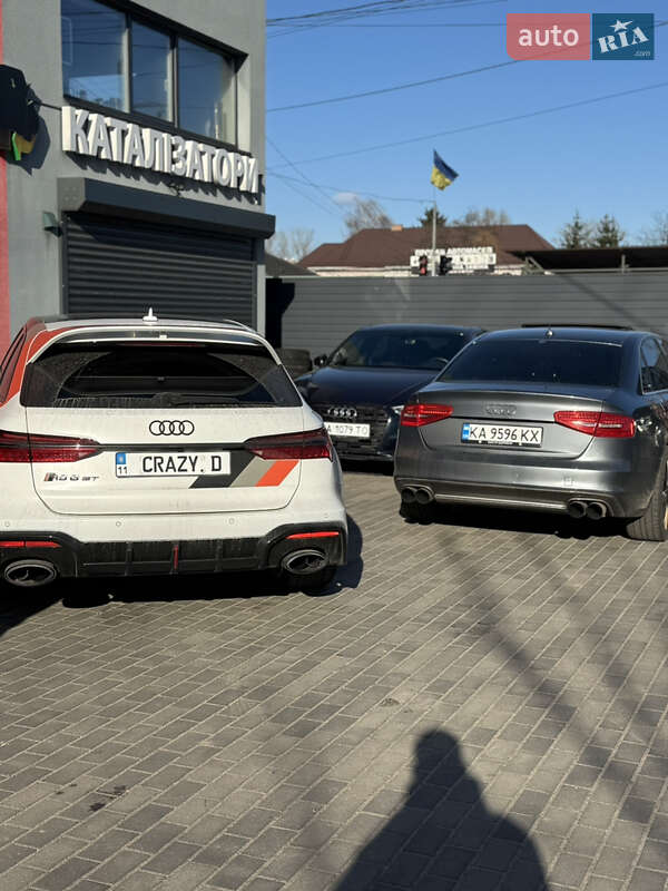 Седан Audi A4 2013 в Киеве