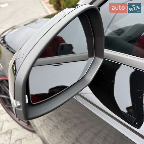 Седан Audi A4 2018 в Тернополі