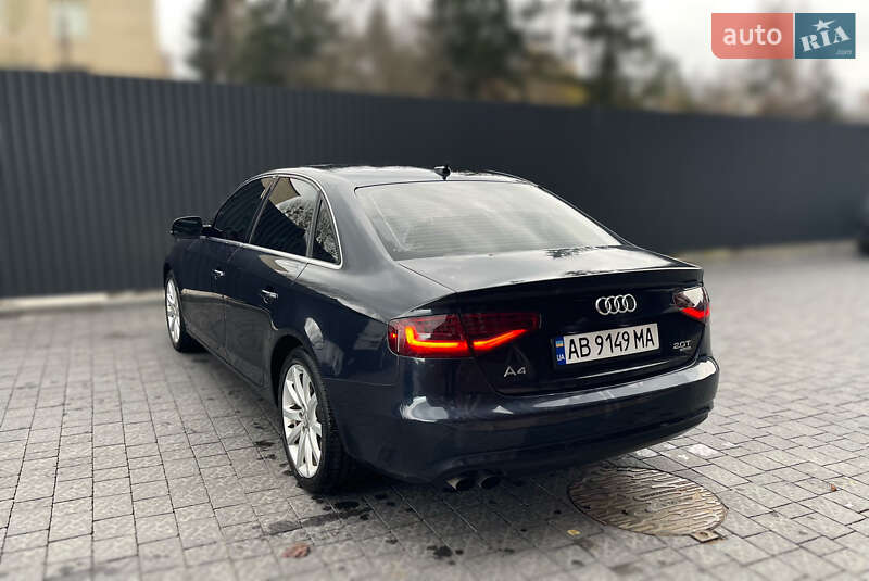 Седан Audi A4 2013 в Виннице
