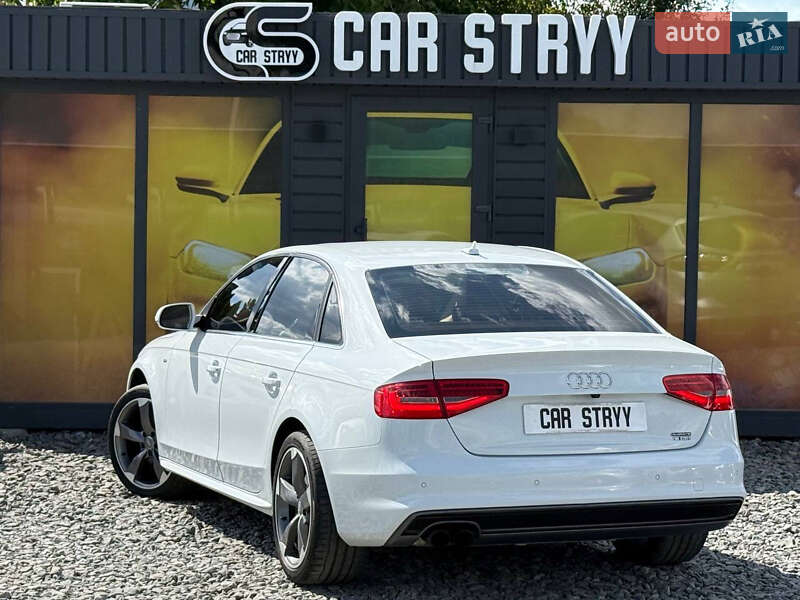 Седан Audi A4 2015 в Стрию