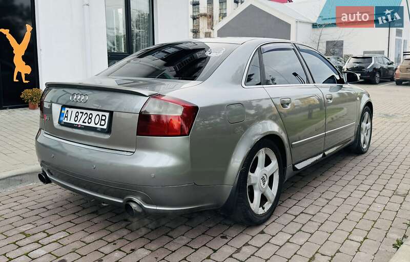 Седан Audi A4 2004 в Білогородці