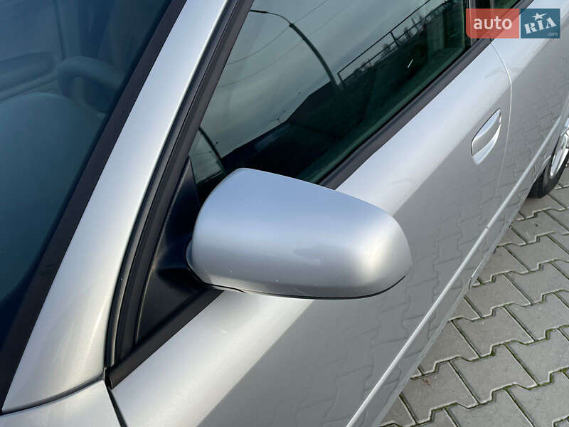 Седан Audi A4 2003 в Вінниці