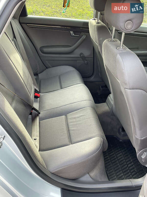 Седан Audi A4 2003 в Вінниці