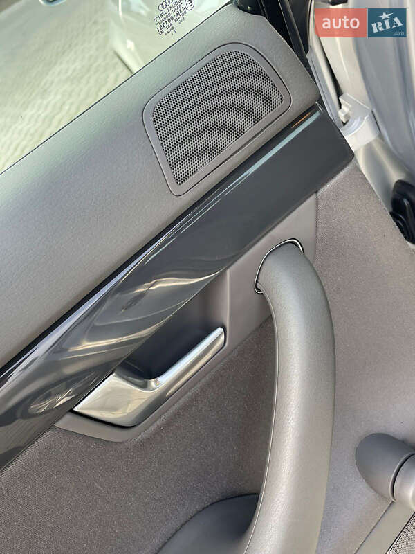 Седан Audi A4 2003 в Вінниці