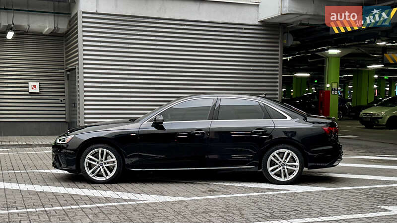 Седан Audi A4 2019 в Вараше