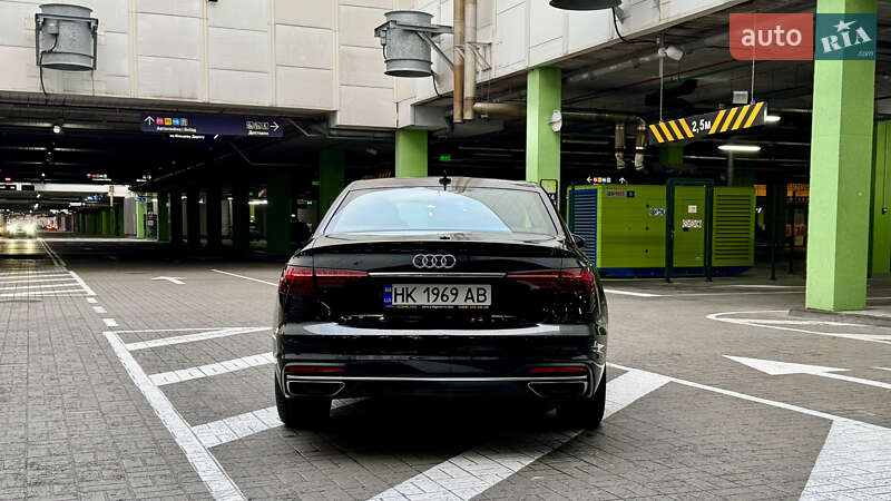 Седан Audi A4 2019 в Вараше