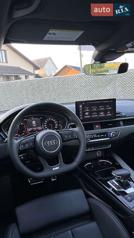 Седан Audi A4 2019 в Вараше