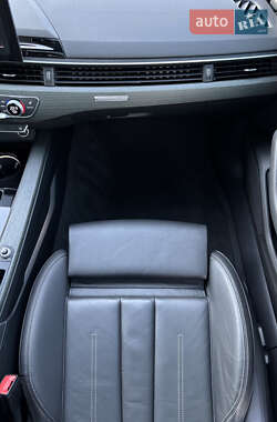 Седан Audi A4 2019 в Киеве