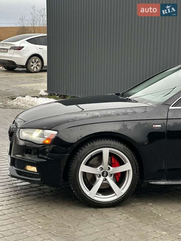 Седан Audi A4 2013 в Львове