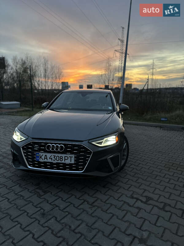Седан Audi A4 2020 в Києві