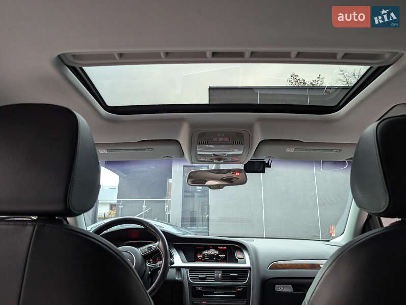 Седан Audi A4 2015 в Львове