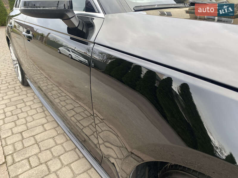 Седан Audi A4 2017 в Самборі