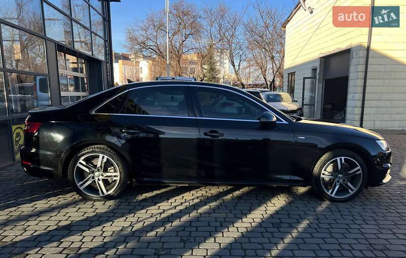 Седан Audi A4 2016 в Івано-Франківську