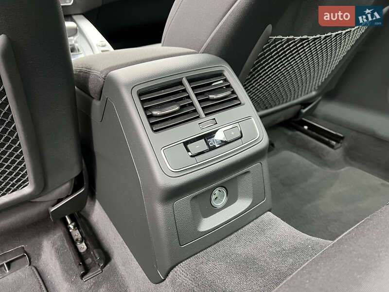 Седан Audi A4 2023 в Львове фото 24 Седан Audi A4 2023 в Львове