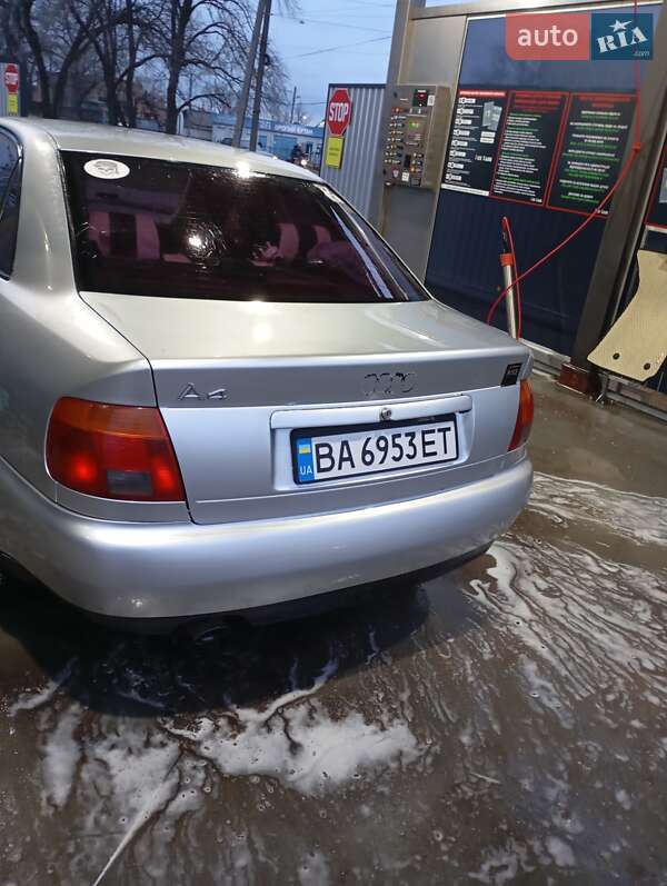 Седан Audi A4 1997 в Александрие фото 14 Седан Audi A4 1997 в Александрие