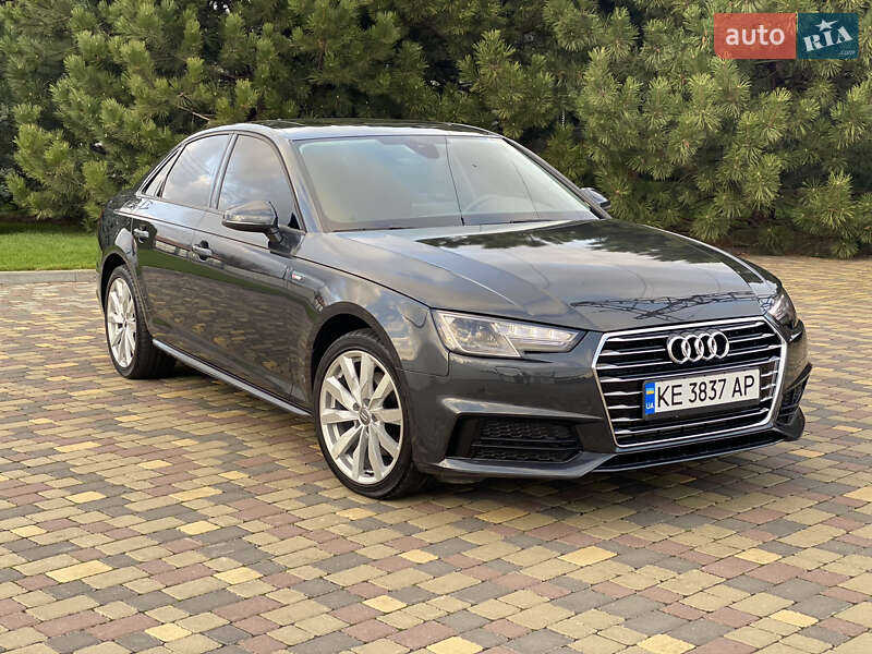 Седан Audi A4 2018 в Днепре