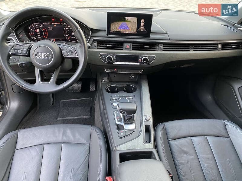 Седан Audi A4 2018 в Днепре