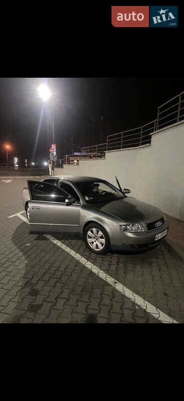 Седан Audi A4 2003 в Киеве фото 5 Седан Audi A4 2003 в Киеве