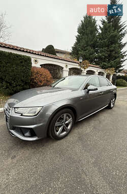 Седан Audi A4 2018 в Києві