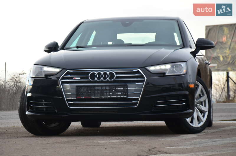 Седан Audi A4 2017 в Дрогобыче