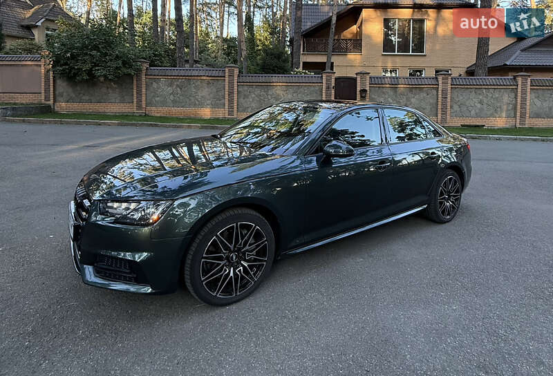 Седан Audi A4 2016 в Киеве
