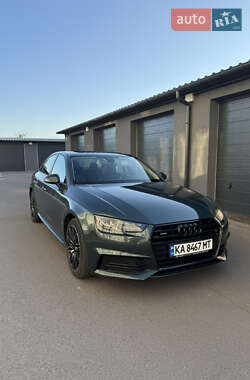 Седан Audi A4 2016 в Киеве