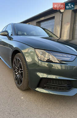 Седан Audi A4 2016 в Киеве