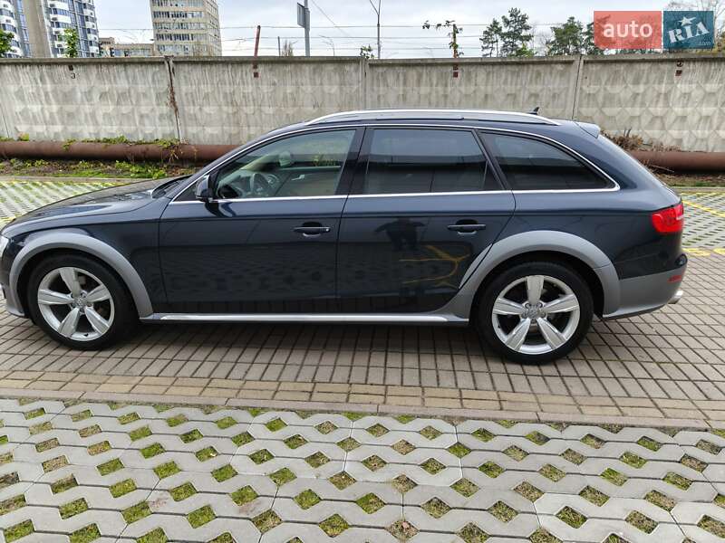 Универсал Audi A4 2013 в Чернигове