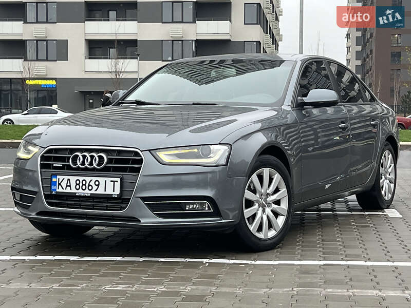 Седан Audi A4 2013 в Києві