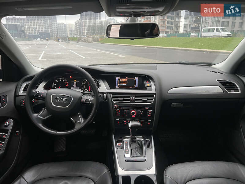 Седан Audi A4 2013 в Києві
