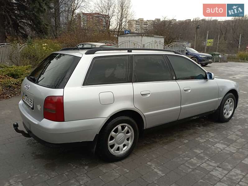 Універсал Audi A4 1999 в Тернополі