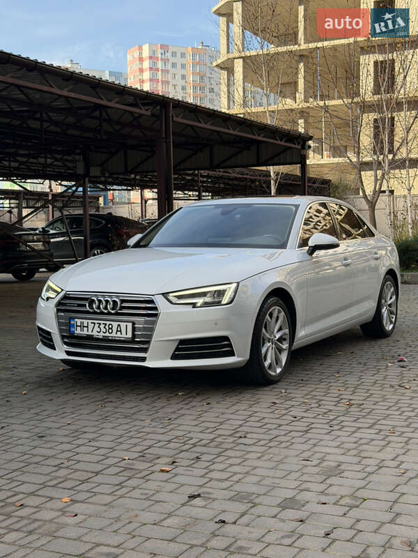 Седан Audi A4 2019 в Одессе
