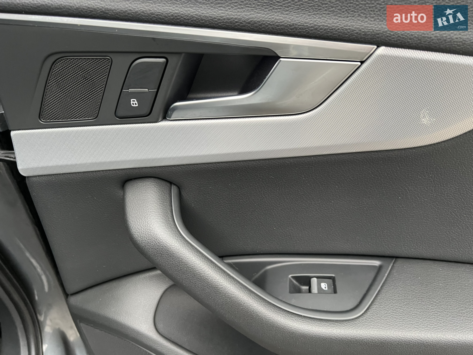 2016 Audi A4 - мініатюра 29