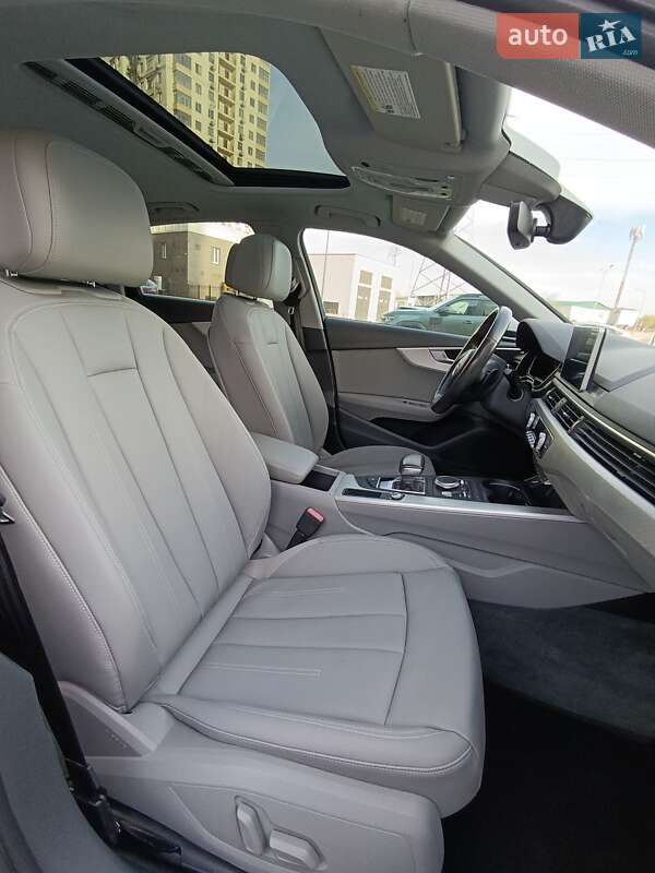 Седан Audi A4 2018 в Одесі