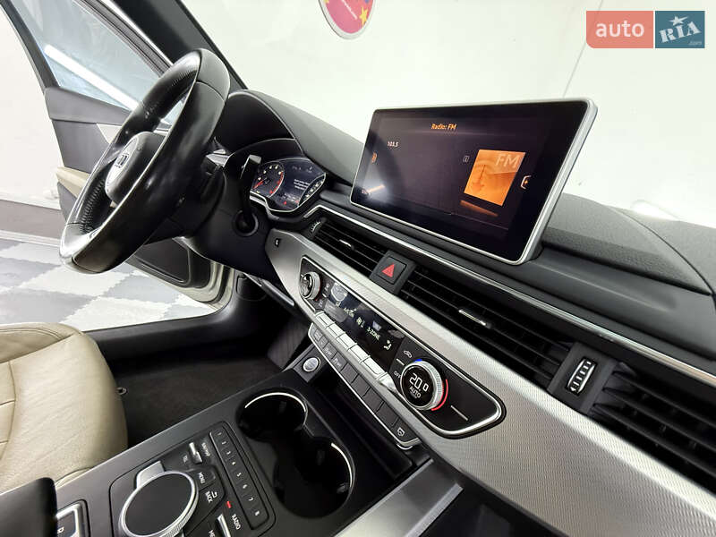 Седан Audi A4 2017 в Трускавці