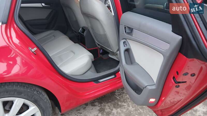 Седан Audi A4 2012 в Тернополе