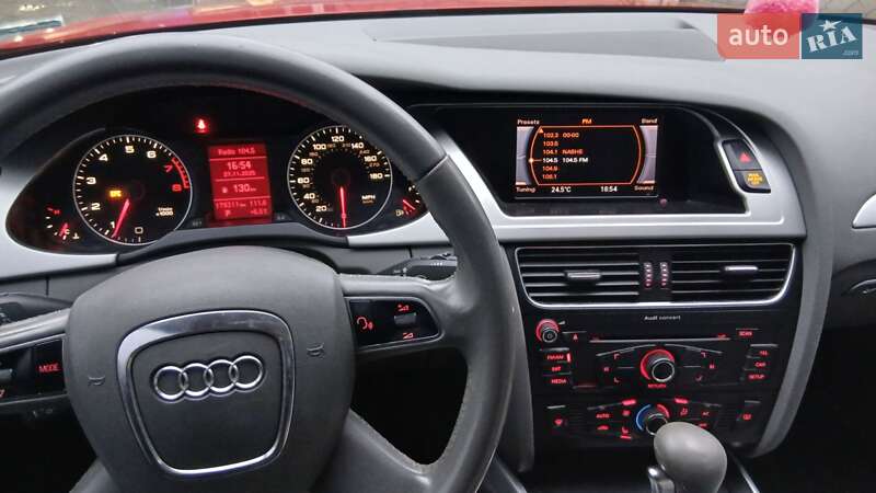 Седан Audi A4 2012 в Тернополе