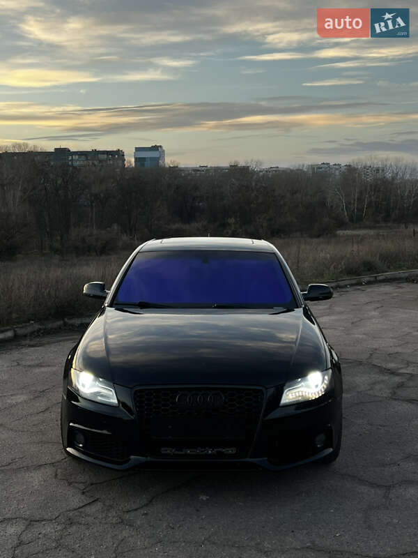 Седан Audi A4 2010 в Каменском