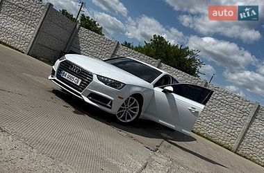 Седан Audi A4 2019 в Житомирі