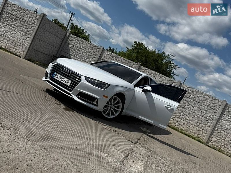 Седан Audi A4 2019 в Житомире