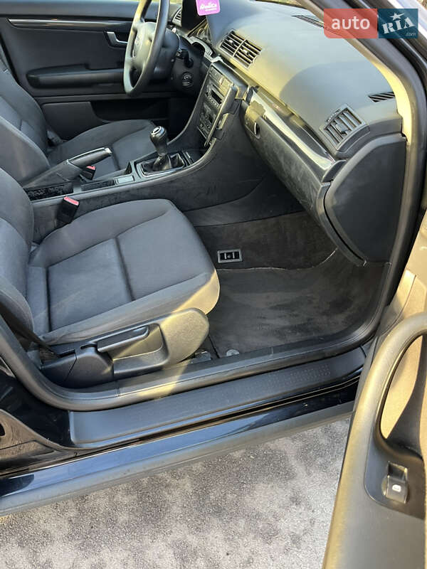 Седан Audi A4 2003 в Калинівці