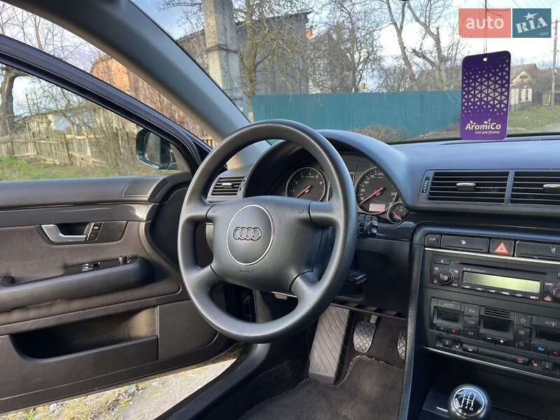 Седан Audi A4 2003 в Калинівці