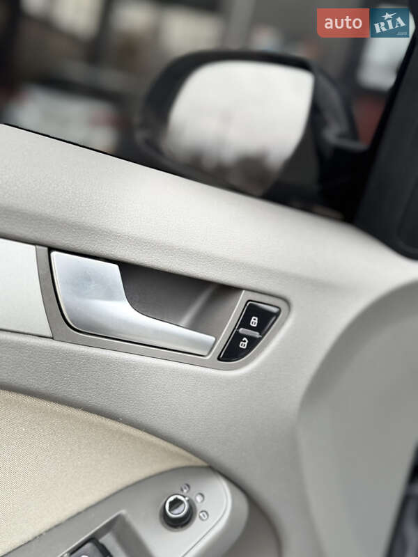 Універсал Audi A4 2011 в Дрогобичі