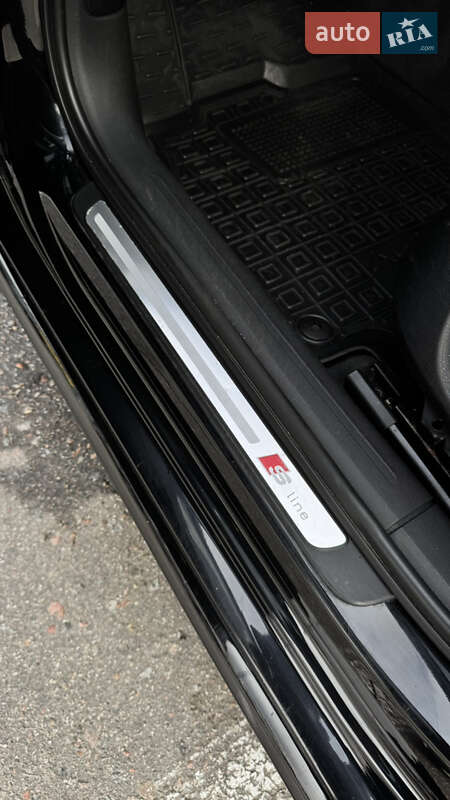 Седан Audi A4 2014 в Киеве