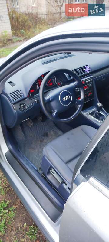 Седан Audi A4 2001 в Харькове