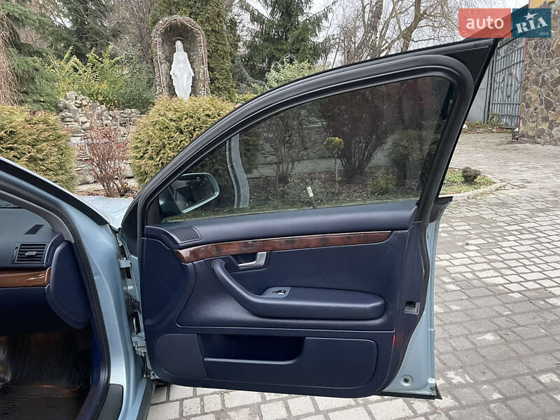 Седан Audi A4 2002 в Львові