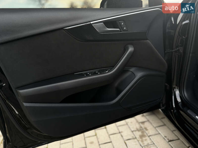 Універсал Audi A4 2021 в Трускавці