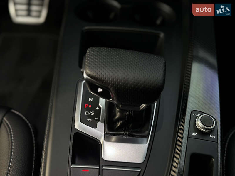 Універсал Audi A4 2021 в Трускавці