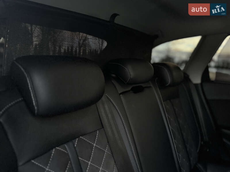 Універсал Audi A4 2021 в Трускавці